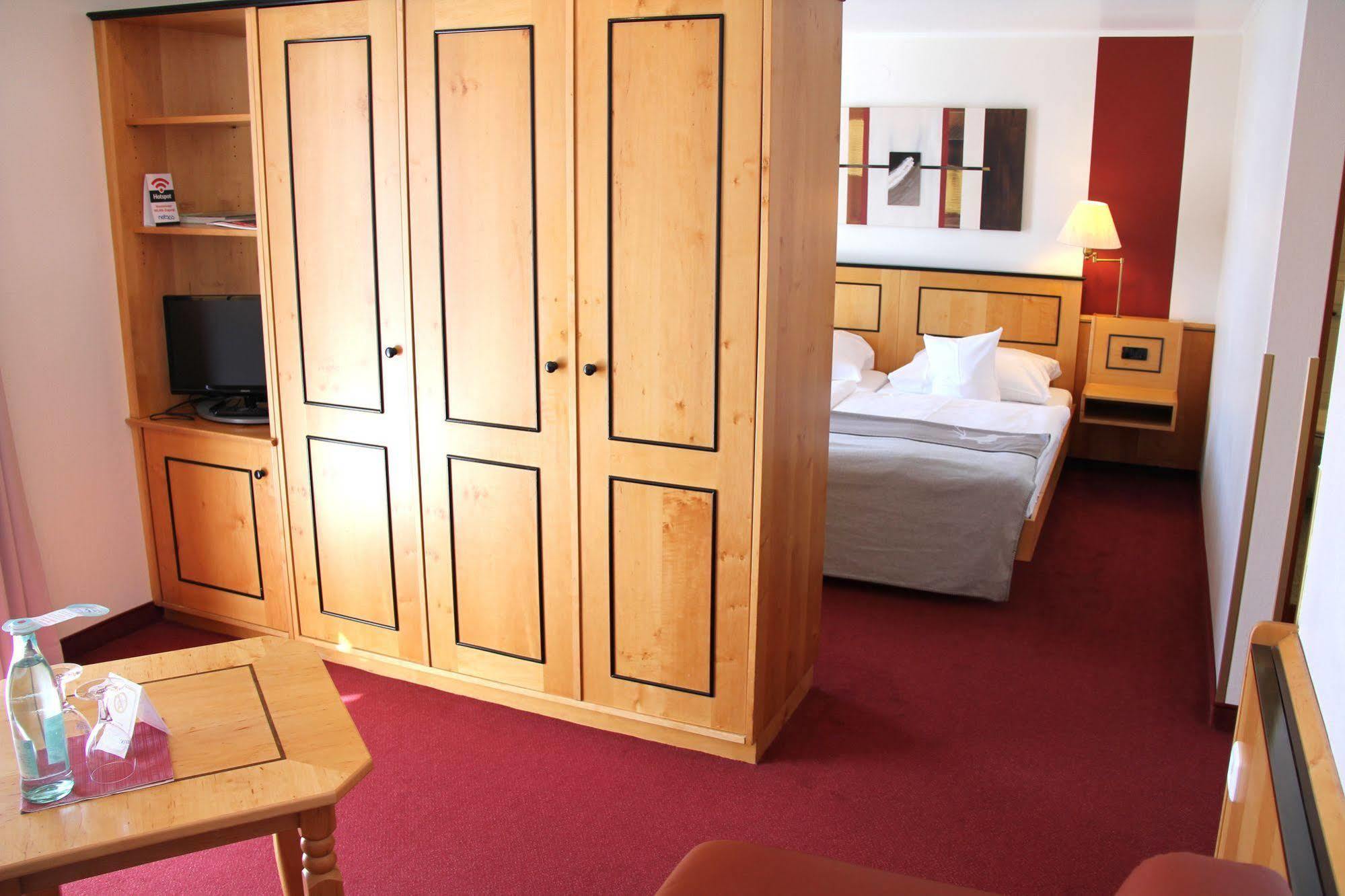 Hotel Riezler Hof Рицлерн Екстериор снимка